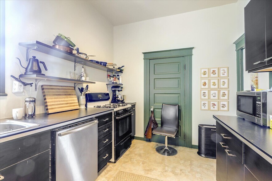 More Photos Of 1300 Church St, San Francisco Apartments For Sale