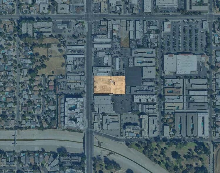 More Photos Of 6648-6670 Reseda Blvd, Reseda Land For Sale