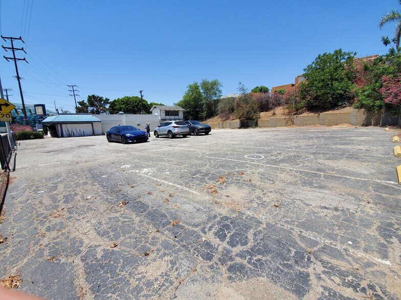 More Photos Of 6000 Monterey Rd, Los Angeles Land For Lease
