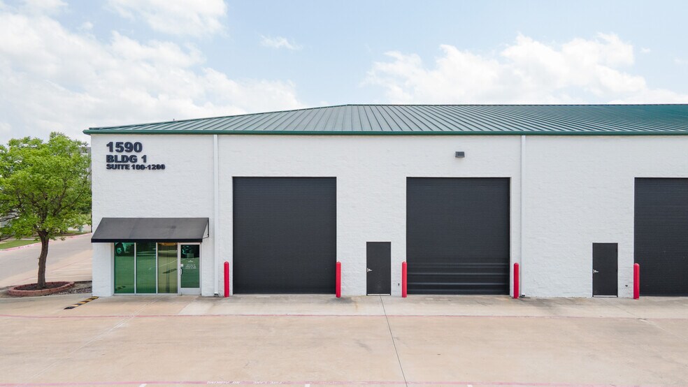 More Photos Of 1590 E State Highway 121, Lewisville Unknown For Lease