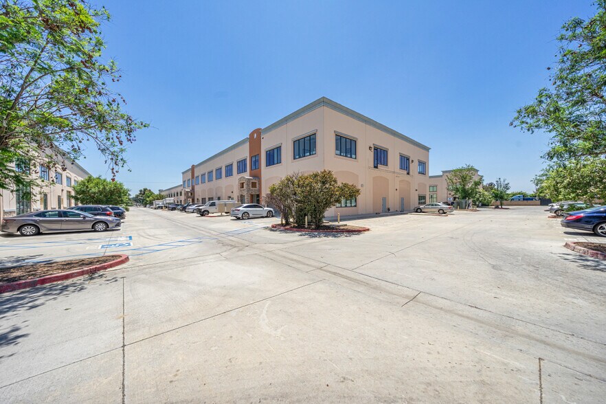 More Photos Of 1773 W San Bernardino Rd, West Covina Industrial For Sale