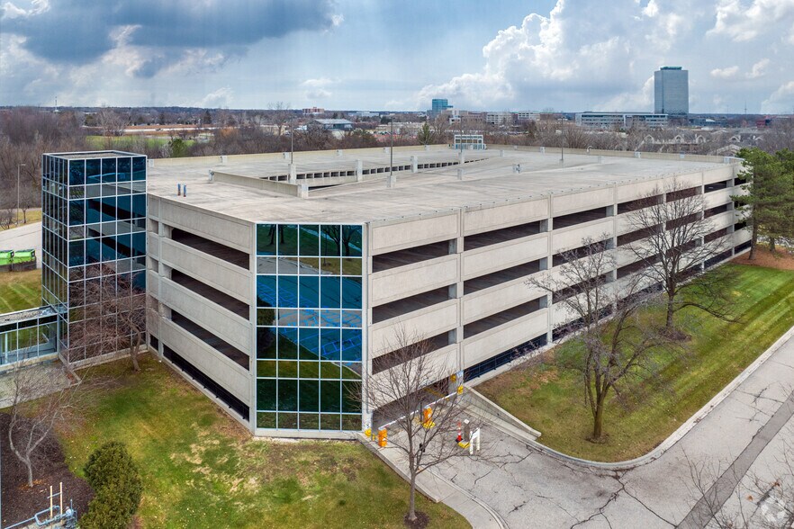 More Photos Of 27100 W 11 Mile Rd, Southfield Office For Lease