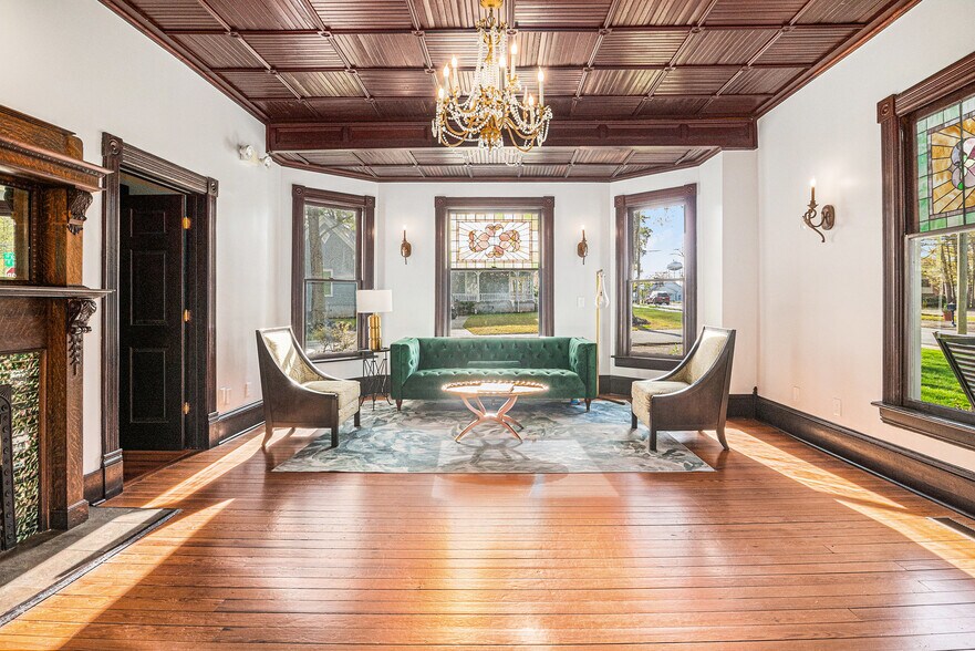 More Photos Of 410 E Church St, Monroe Hospitality For Sale