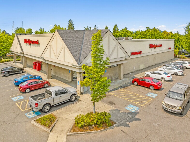 More Photos Of 4325 SE 82nd Ave, Portland Drugstore For Sale