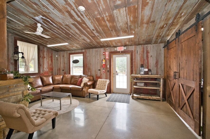 More Photos Of 4N250 State Route 47, Maple Park Restaurant For Sale