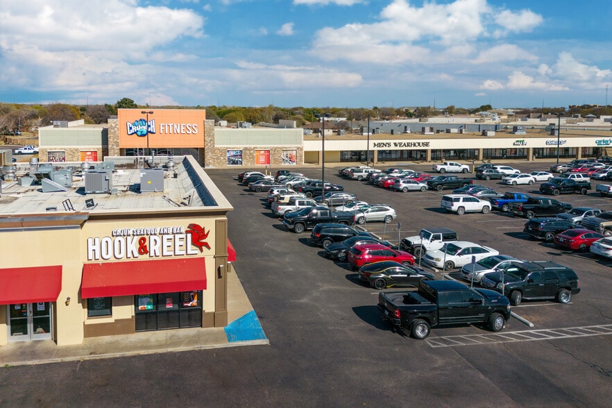 More Photos Of 6205-6253 Slide Rd, Lubbock Unknown For Lease