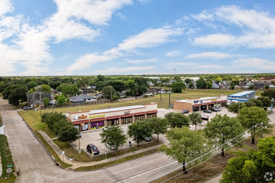More Photos Of 15211 Fondren Rd, Missouri City Unknown For Lease