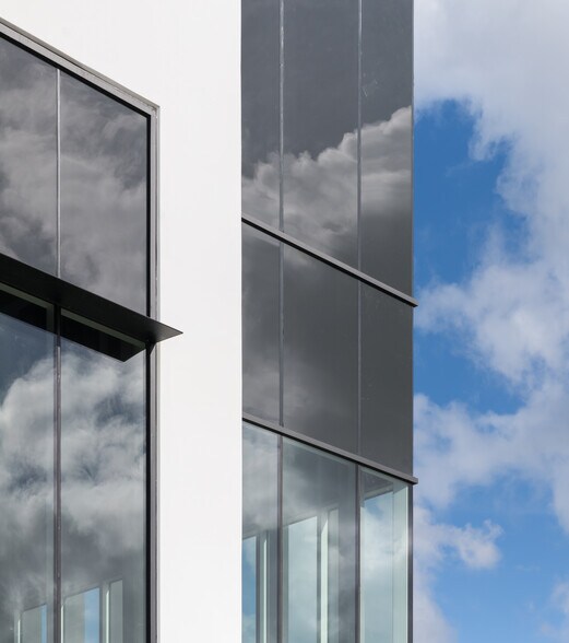 More Photos Of 19298 36 Av, Surrey Warehouse For Sale