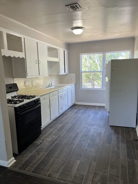 More Photos Of 701 W Pine Ave, Duncan Apartments For Sale