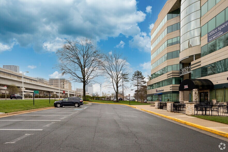 More Photos Of 8521 Leesburg Pike, Vienna Office For Lease