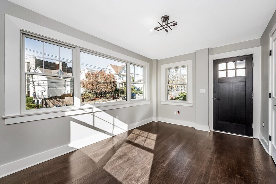 More Photos Of 200 Main St, Eastchester Apartments For Sale