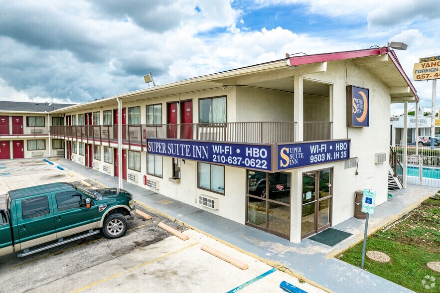 More Photos Of 9503 N Interstate 35, San Antonio Hotel For Sale