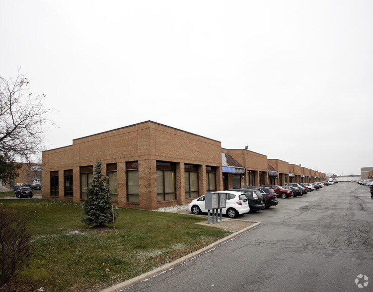 More Photos Of 785 Pacific Rd, Oakville Flex For Lease