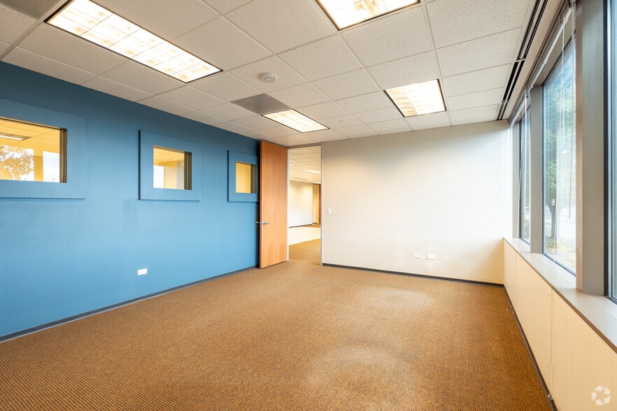 More Photos Of 10475 Park Meadows Dr, Lone Tree Office For Sale