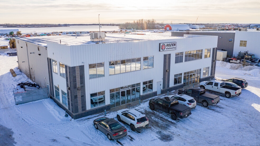 More Photos Of 357 Saskatchewan Ave, Spruce Grove Manufacturing For Lease