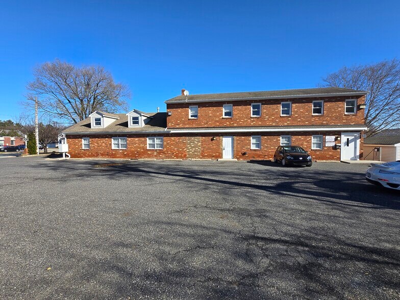 More Photos Of 706 Philadelphia Pike, Wilmington Office For Lease