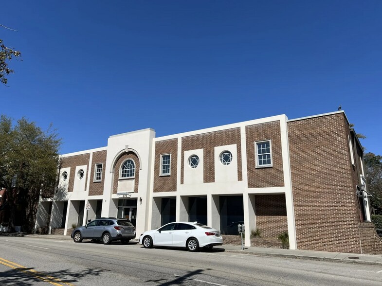 More Photos Of 276 East Bay St, Charleston Storefront Retail Office For Lease