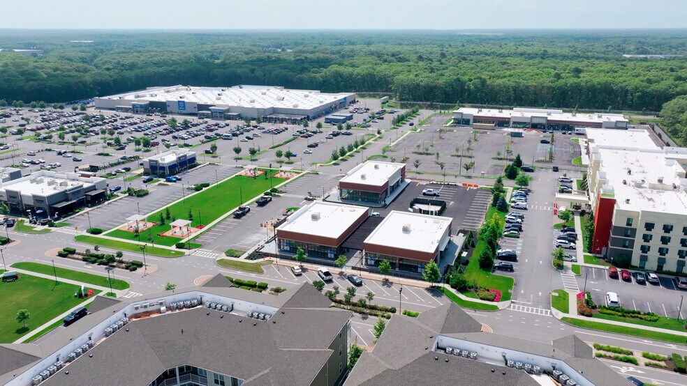 More Photos Of 901 Boulevard E, Yaphank General Retail For Lease