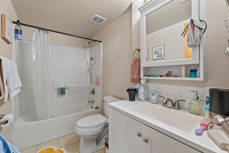 More Photos Of 3344 E Baltimore St, Baltimore Storefront Retail Residential For Sale