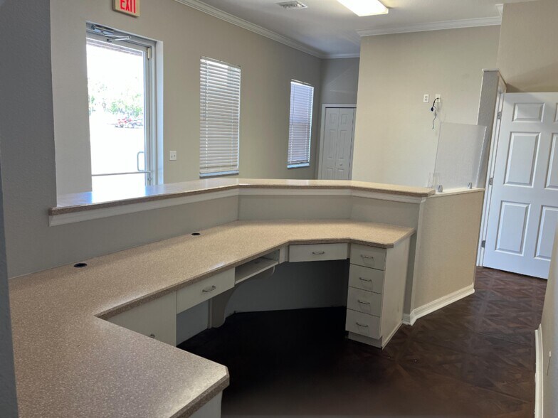 More Photos Of 15151 S US Highway 441, Summerfield Medical For Sale