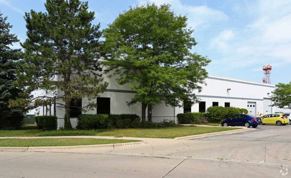 More Photos Of 8130 River Dr, Morton Grove Warehouse For Sale