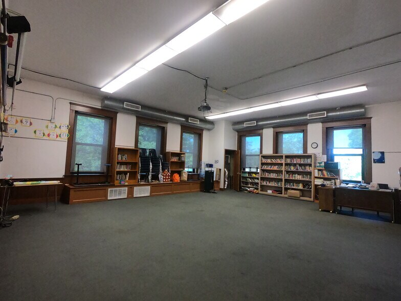 More Photos Of 643 Virginia St, Saint Paul Schools For Sale