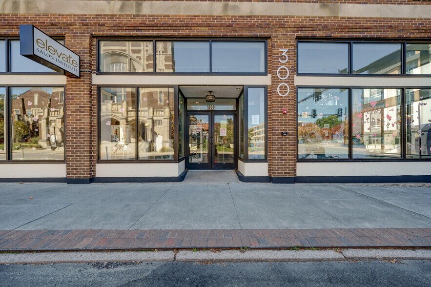 More Photos Of 300 E Main St, Durham Office Residential For Lease