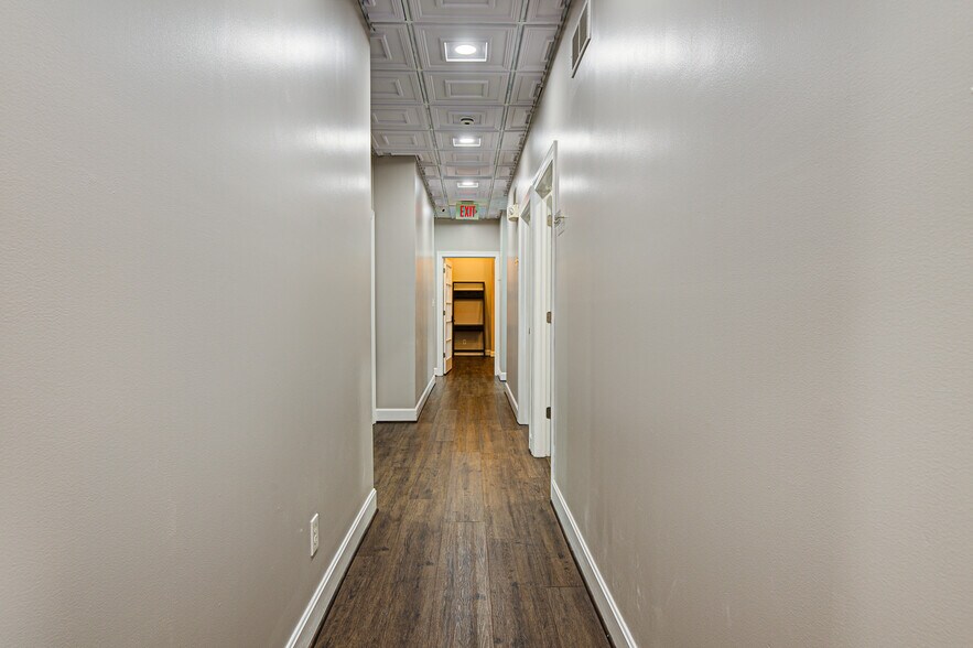 More Photos Of 3240 Office Pointe Pl, Louisville Coworking Space