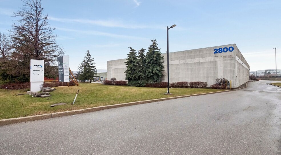 More Photos Of 2800 Matheson Blvd E, Mississauga Warehouse For Lease