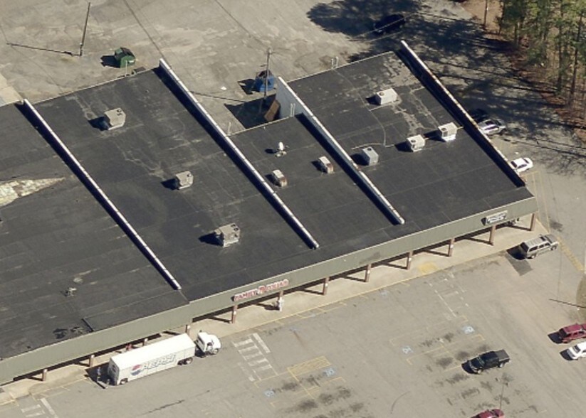 More Photos Of 900-916 N Horner Blvd, Sanford General Retail For Lease