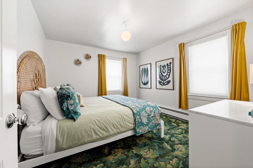 More Photos Of 741 Ocean Blvd, Rye Hotel For Sale