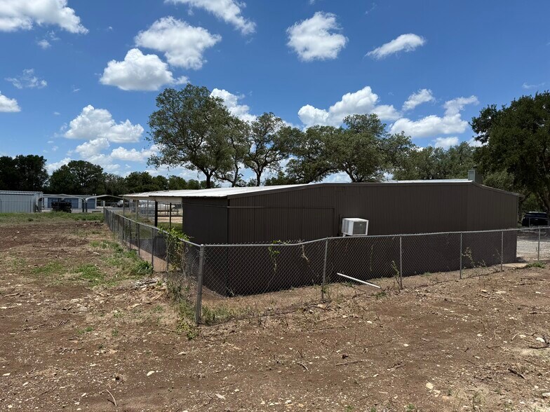 More Photos Of 4510 FM 1102, New Braunfels Office For Lease