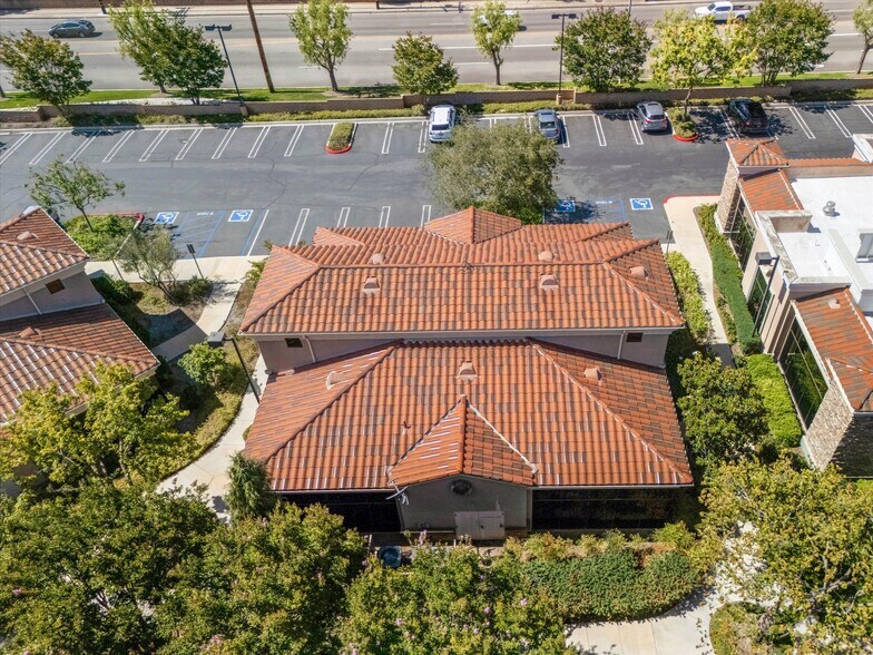More Photos Of 3215 Old Conejo Rd, Newbury Park Medical For Sale