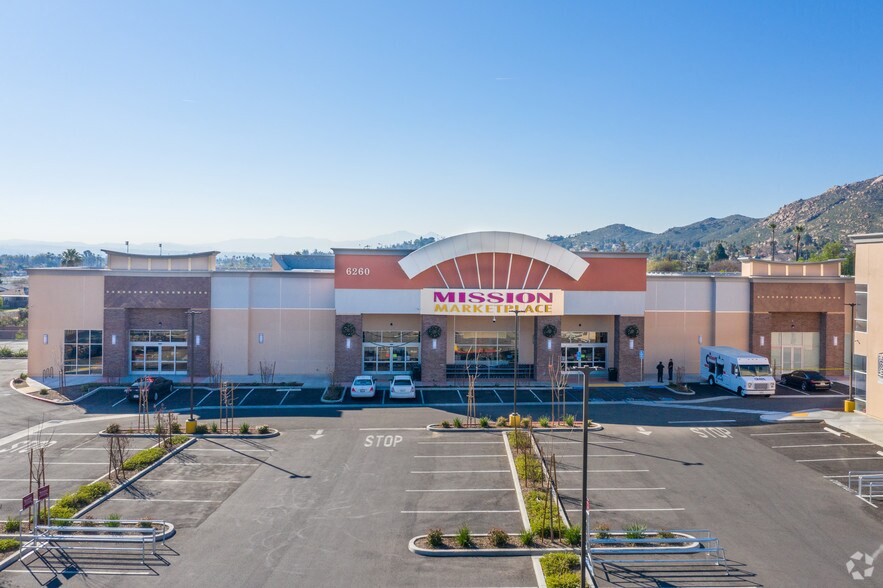 More Photos Of 6280 Mission Blvd, Jurupa Valley Unknown For Sale
