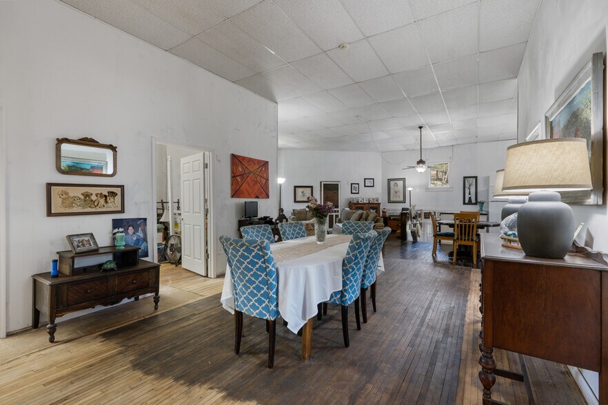 More Photos Of 736 Texas Palmyra Hwy, White Mills Storefront Retail Residential For Sale