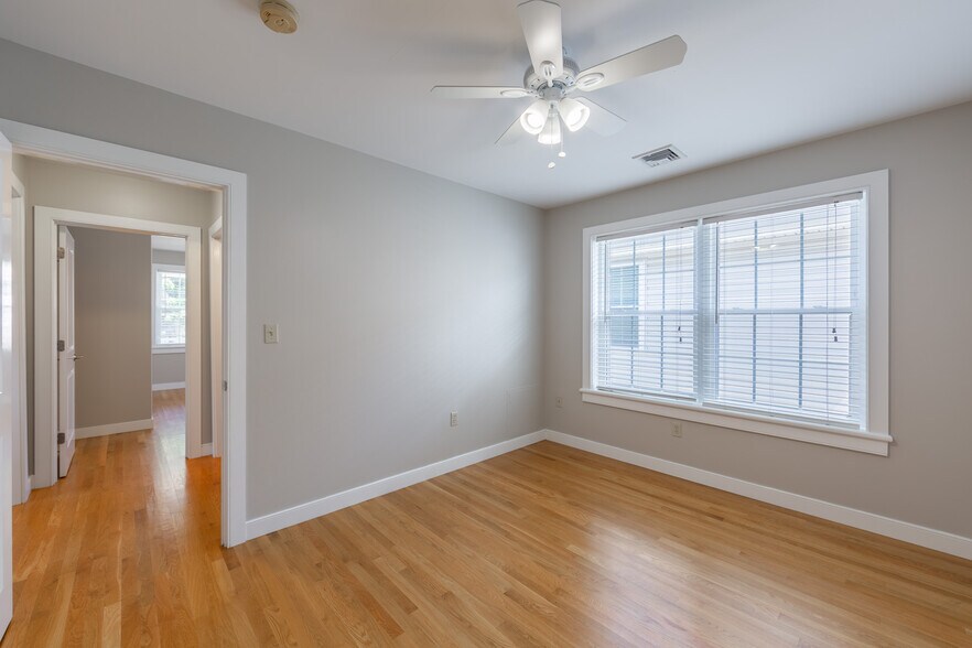 More Photos Of 123 Garrett Ave, Bryn Mawr Apartments For Sale