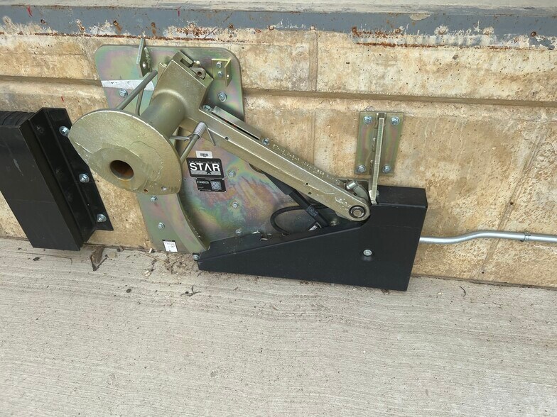 More Photos Of 2331 S 30th St, Lafayette Manufacturing For Sale