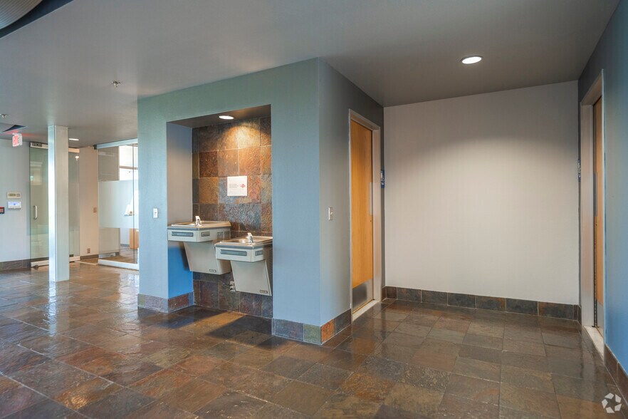 More Photos Of 4900 Lang Ave NE, Albuquerque Office For Lease