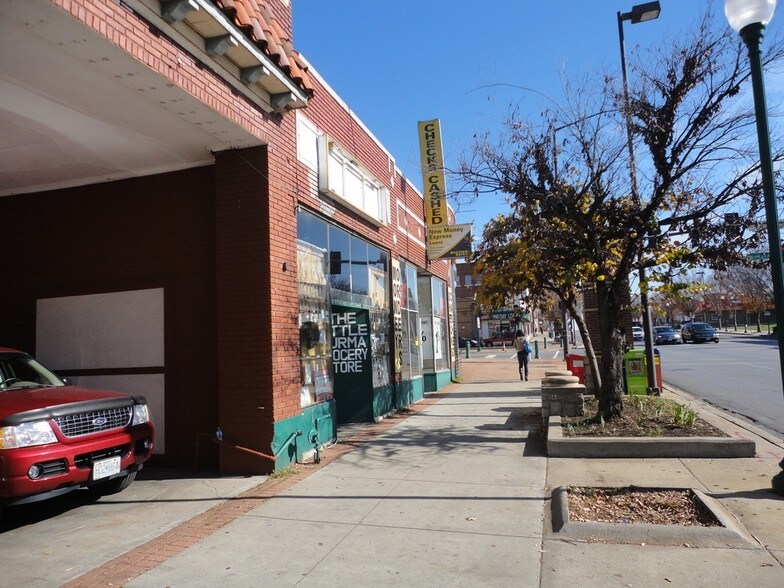 More Photos Of 2526-2536 Independence Ave, Kansas City Storefront For Sale