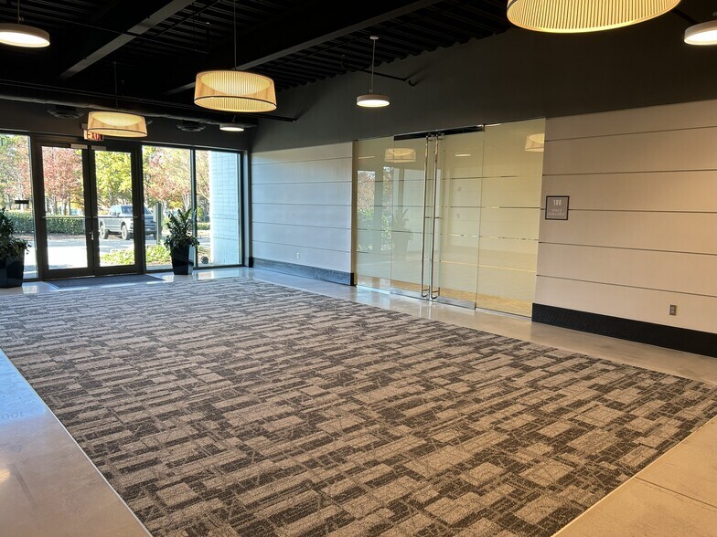 More Photos Of 1990 Vaughn Rd, Kennesaw Office For Lease