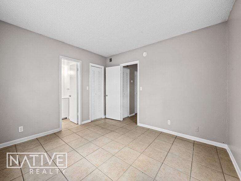 More Photos Of 610 NE 1st Ave, Fort Lauderdale Apartments For Sale