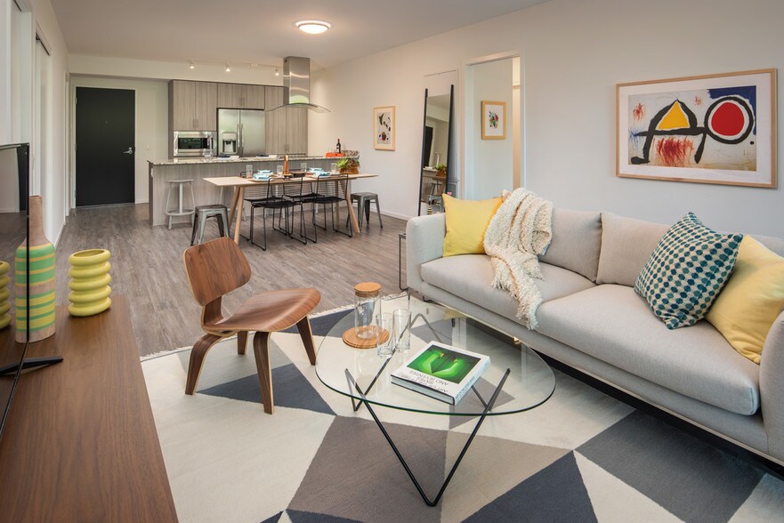 More Photos Of 6895 E Camelback Rd, Scottsdale Apartments For Lease