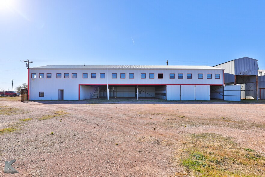 More Photos Of 9746 FM 605, Merkel Industrial For Sale