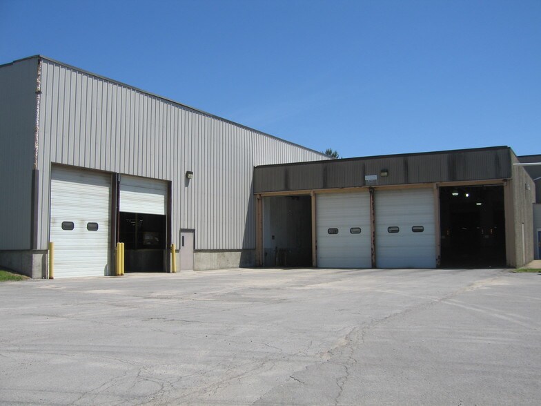 More Photos Of 1 Bernzomatic Dr, Medina Manufacturing For Lease
