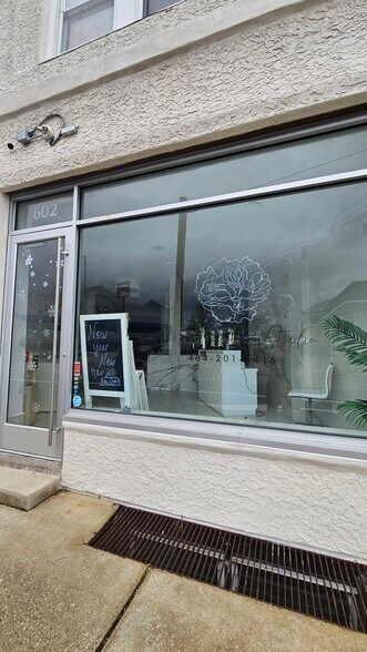 More Photos Of 658 W Lancaster Ave, Bryn Mawr Storefront Retail Residential For Lease