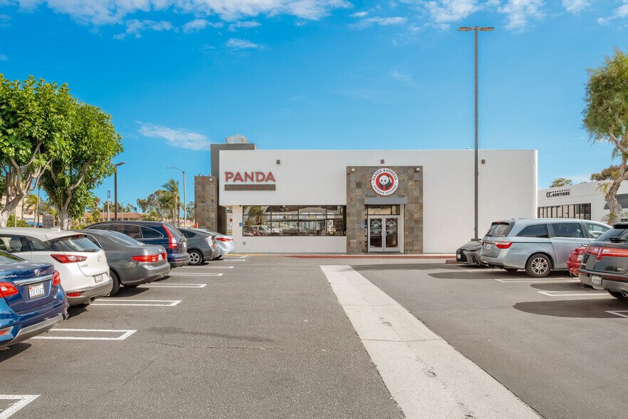 More Photos Of 18581-18631 Beach Blvd, Huntington Beach Unknown For Lease