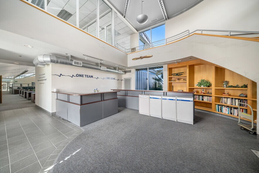 More Photos Of 4301 Second Wind Way, Paso Robles Office For Lease
