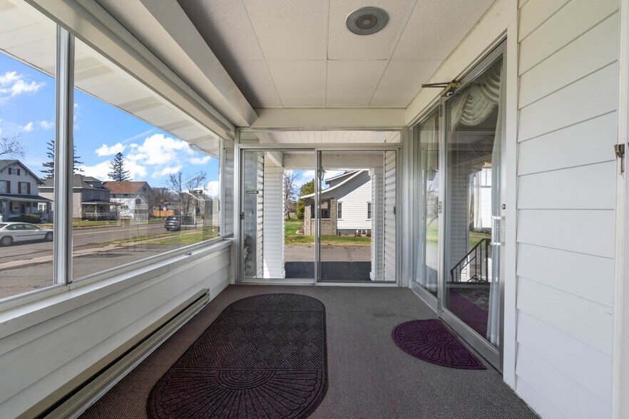 More Photos Of 1209 E 5th St, Superior Multifamily For Sale