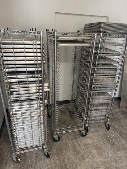 More Photos Of 5503 N Wall St, Spokane Freestanding For Lease