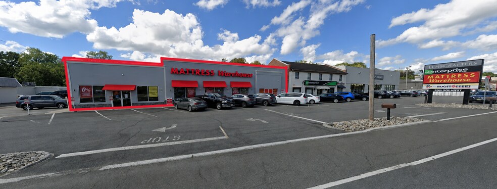 Primary Photo Of 389 State Route 10, East Hanover Storefront For Lease